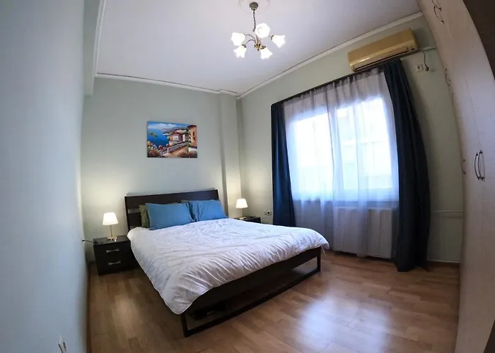 Big Apt 3Bed 3Bath 10 Min Walk Acropolis