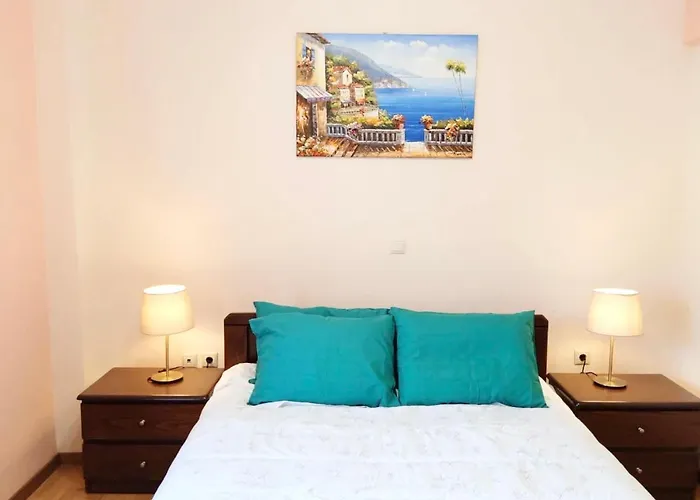Big Apt 3Bed 3Bath 10 Min Walk Acropolis