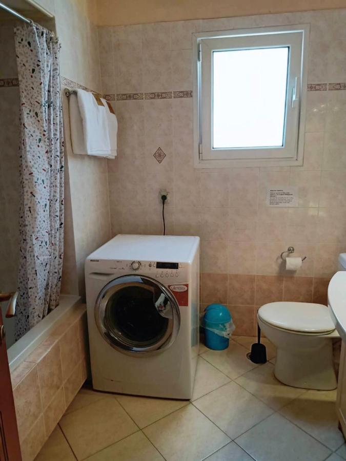 Big 3bed 3bath 10 Min Walk Acropolis *