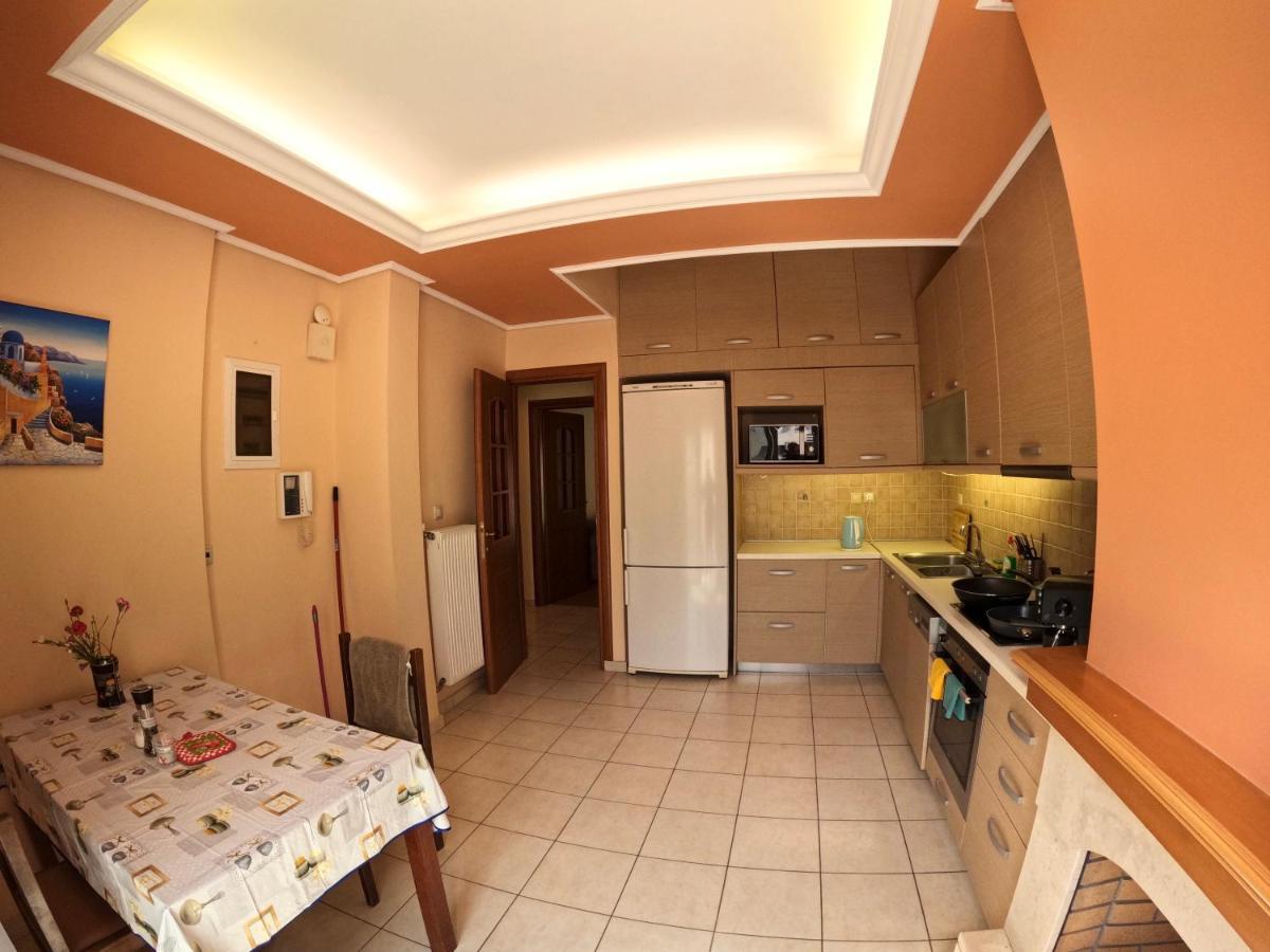 Big 3bed 3bath 10 Min Walk Acropolis Athens