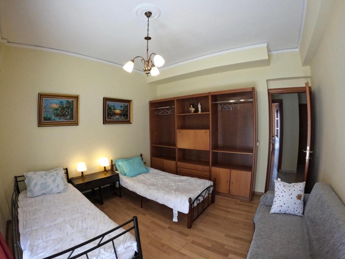 Apartment Big 3bed 3bath 10 Min Walk Acropolis *